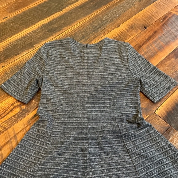 Theory Albita Knit Fit & Flare Short Sleeve Dress Gray Size 8 Career Cocktail - Picture 8 of 9